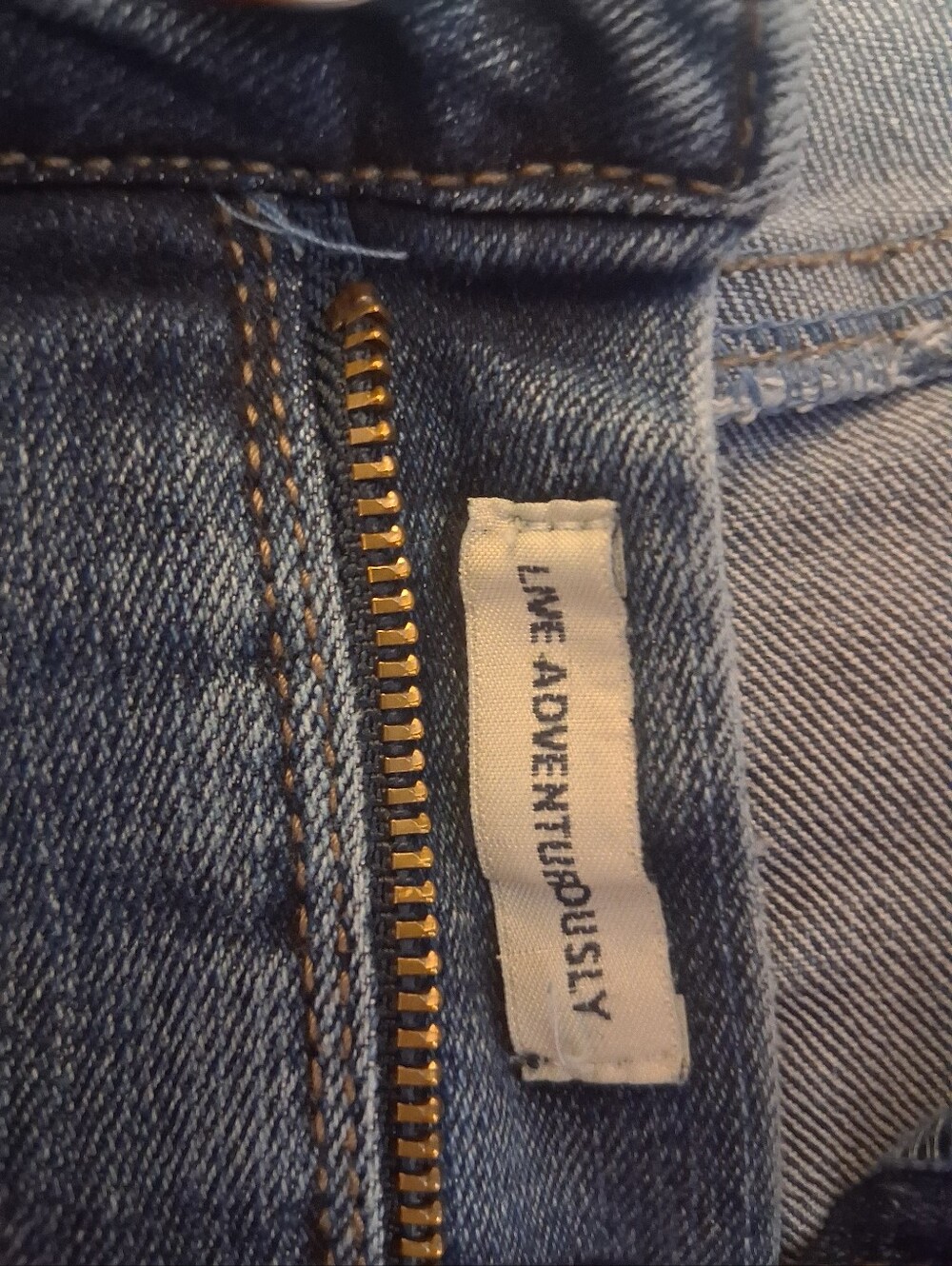 Size 12|| Ripped Jeans ||Ruff Hewn - Picture 4 of 4